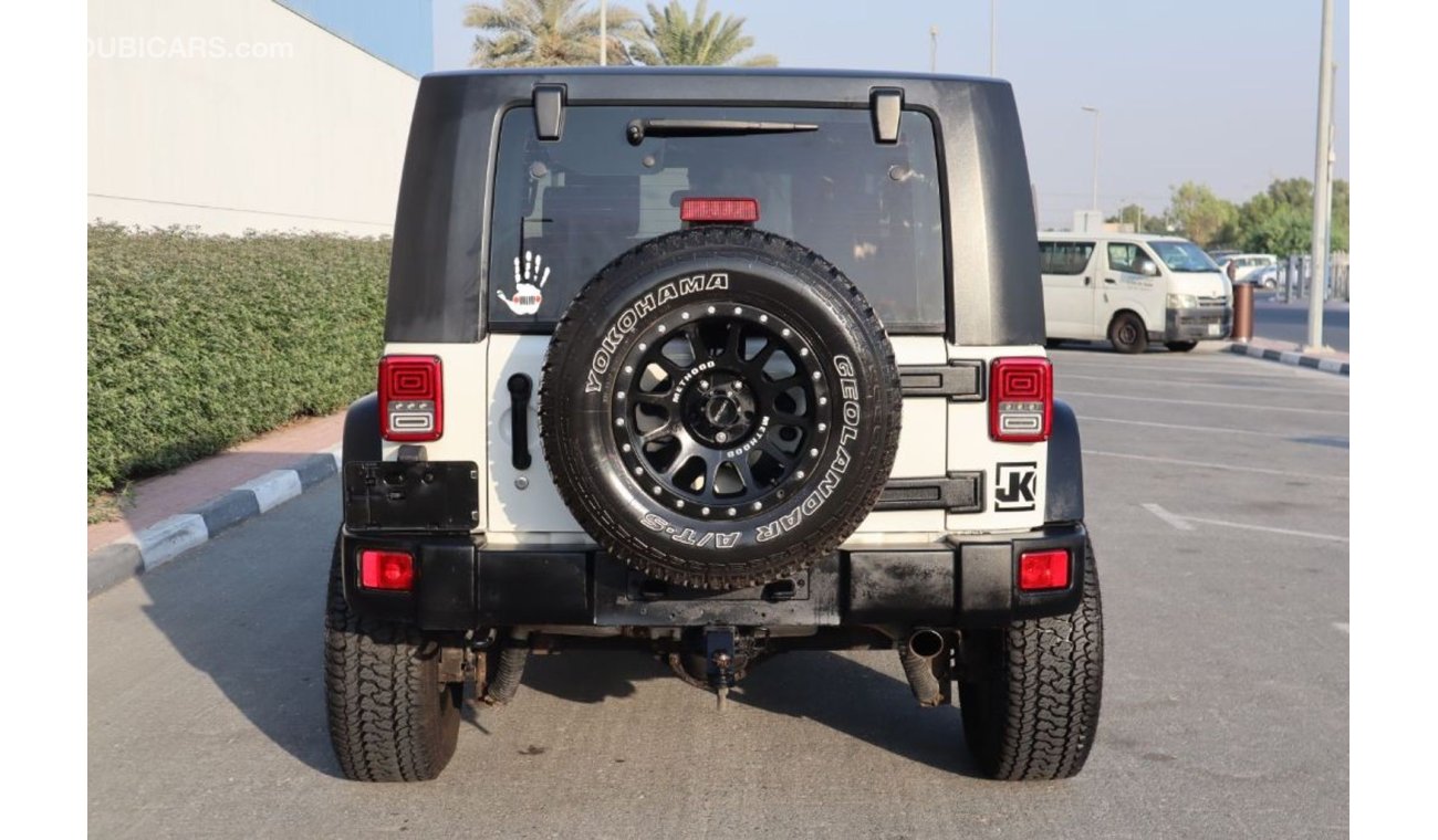 Jeep Wrangler LIMITED OFFER SPECIAL = FREE REGISTRATION = GCC SPECS = PERFECT CONDITION =