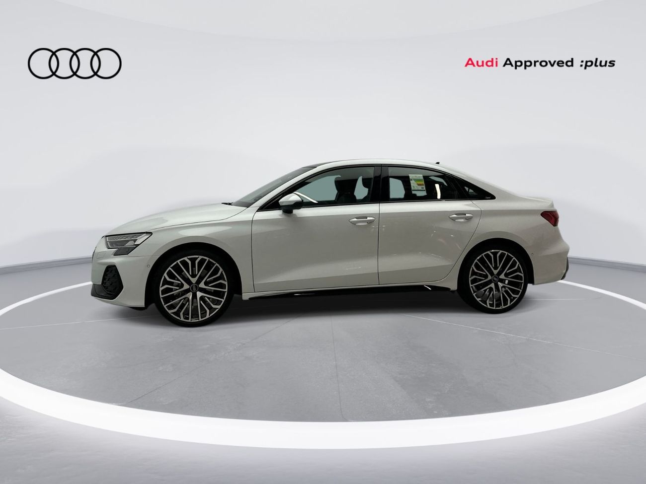 أودي A3 35 TFSI S Line 1.4L A3 Sedan S line 35 TFSI 150hp (Ref# 43447)