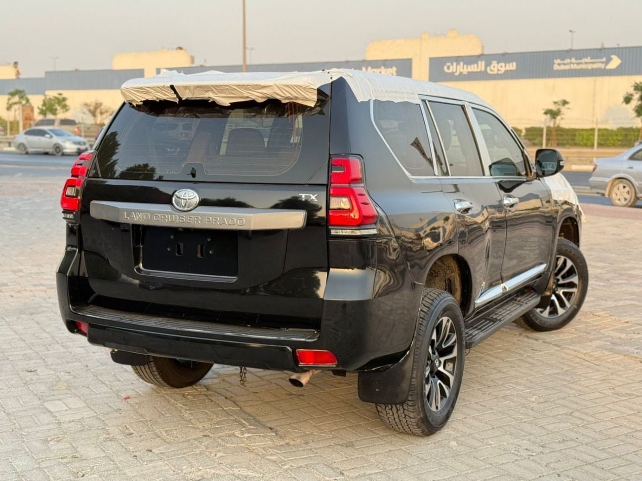 تويوتا برادو TXL 2.7L (271 HP)