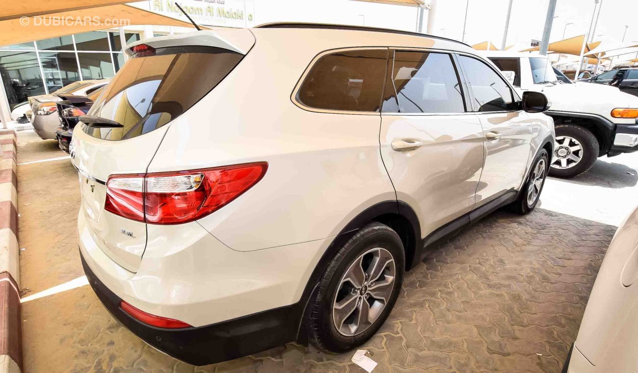 Hyundai Santa Fe 3.3L