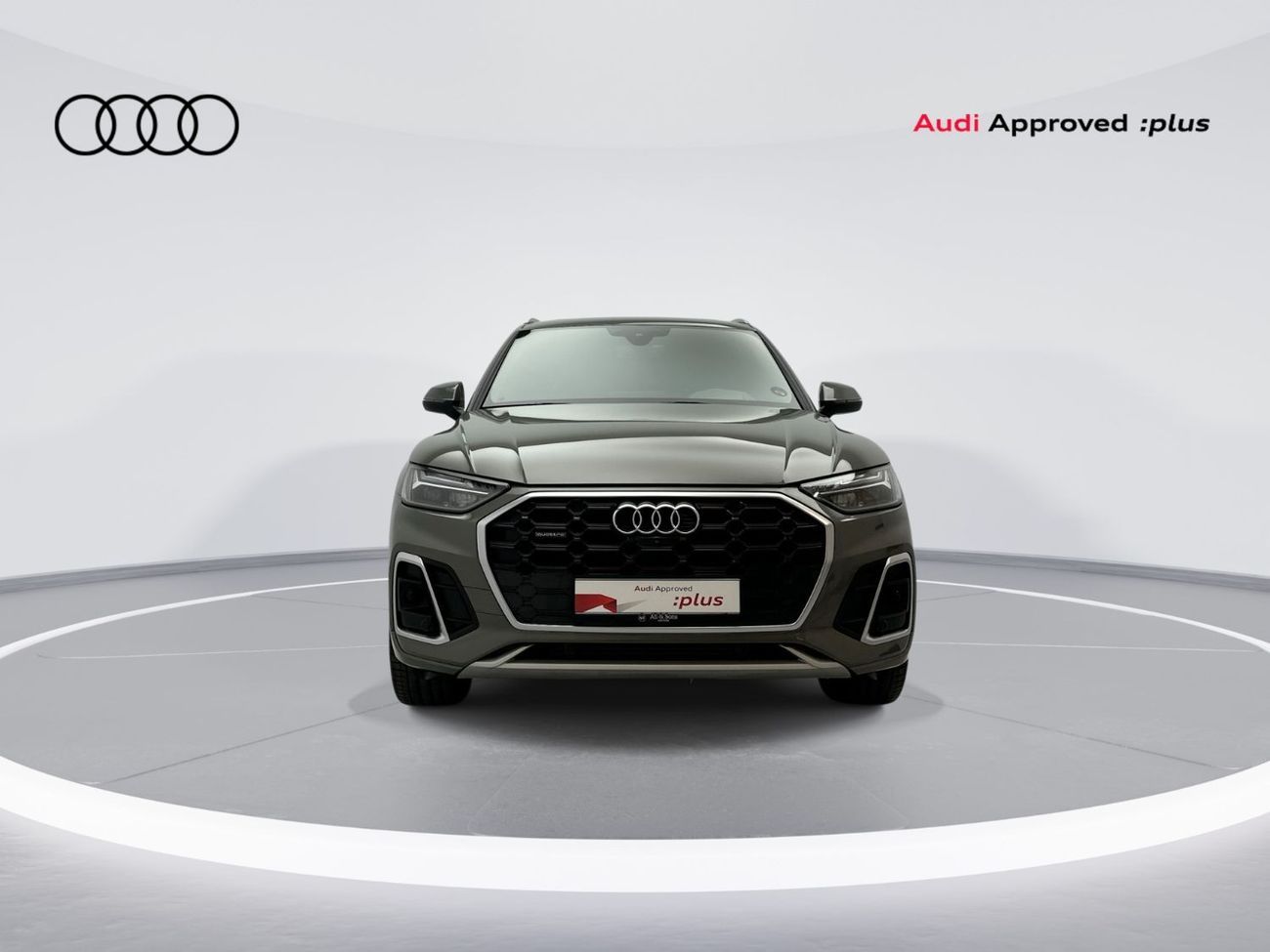 أودي Q5 45 TFSI Quattro Design 2.0L