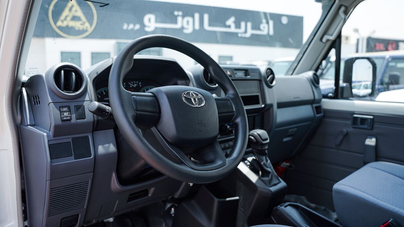 Toyota Land Cruiser 70