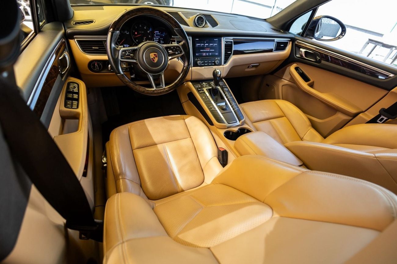Porsche Macan Std 2.0L (252 HP) 2018 Porsche Macan GCC | Warranty