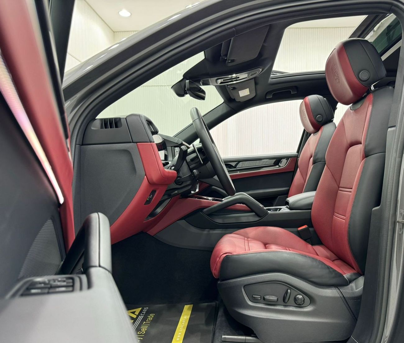 بورش كايان 2024 Porsche Cayenne S V8, 2026 Porsche Warranty, Full Service History, GCC