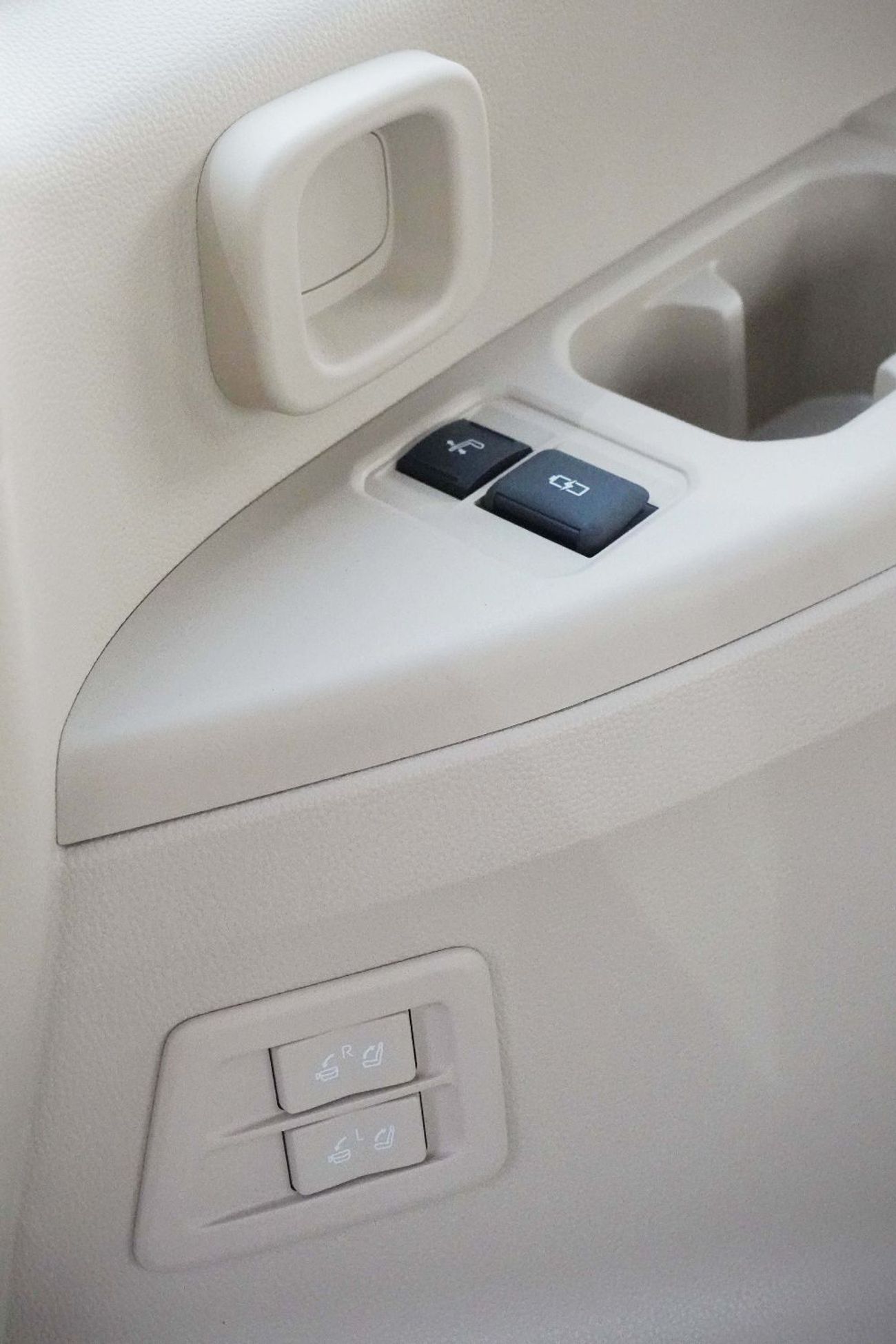 Toyota Land Cruiser 2025 MODEL TOYOTA LAND CRUISER VX 3.5L HYBRID