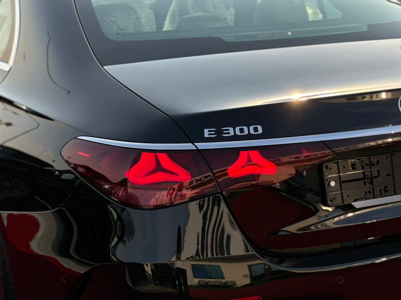 مرسيدس بنز E300 Brand NEW E300 AMG Exclusive in Stock