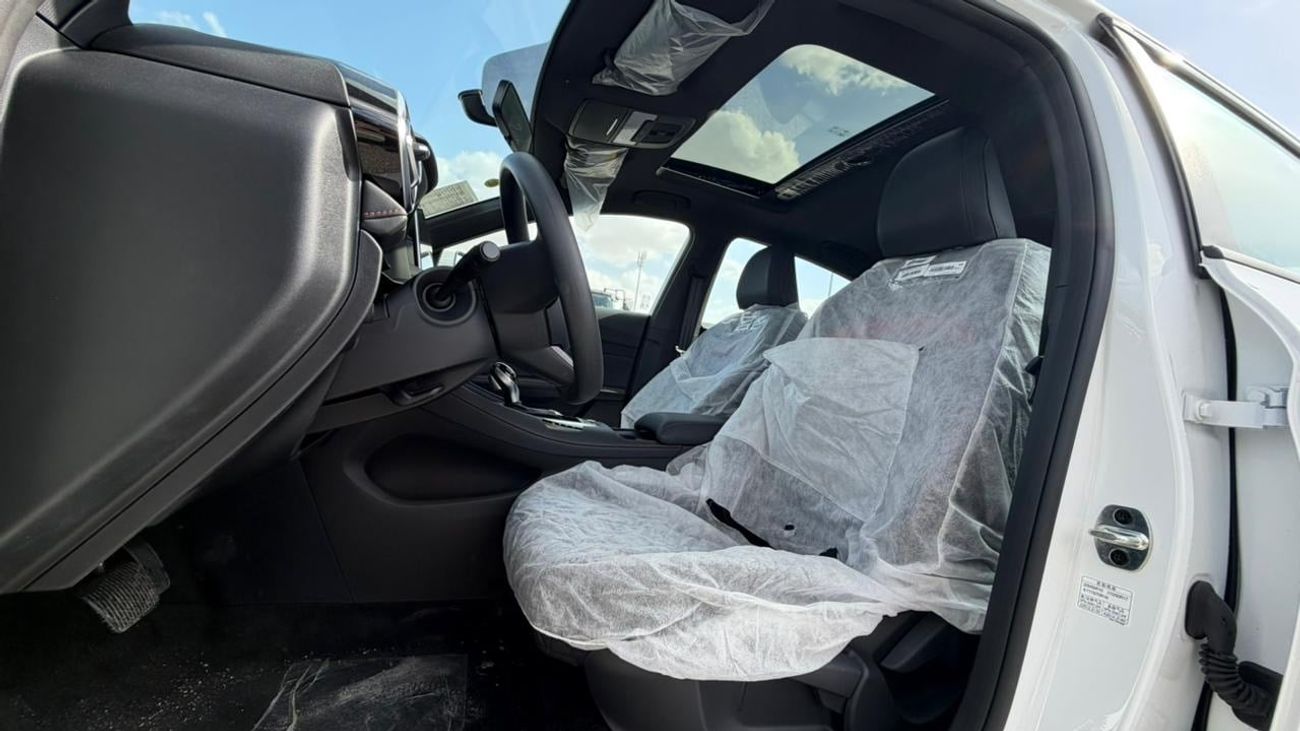 MG 5 MG 5 LUXURY EDITION 1.5L 360 camera &sunroof A/T 2025