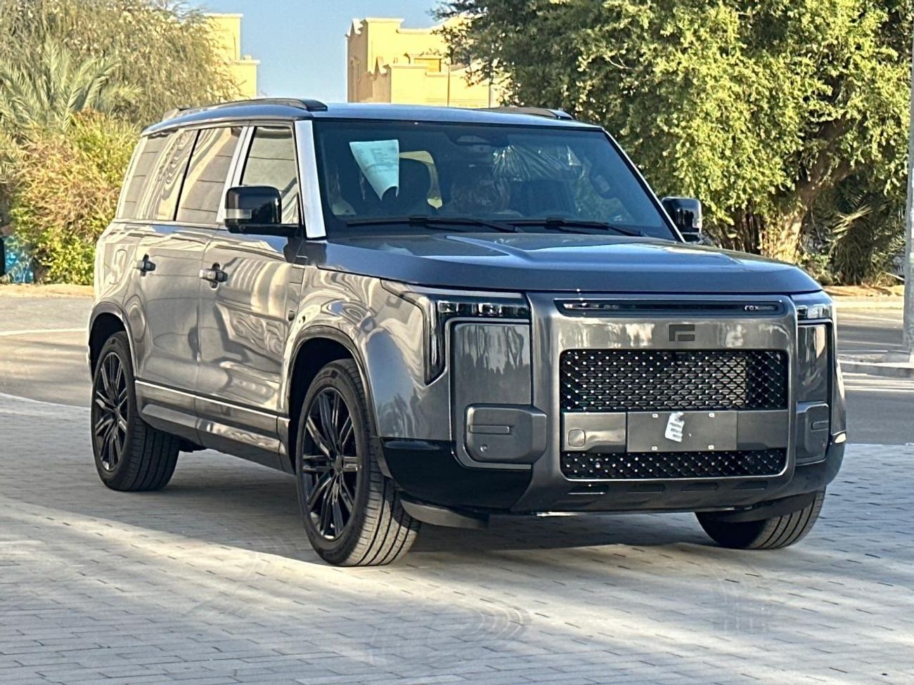 روكس أداماس