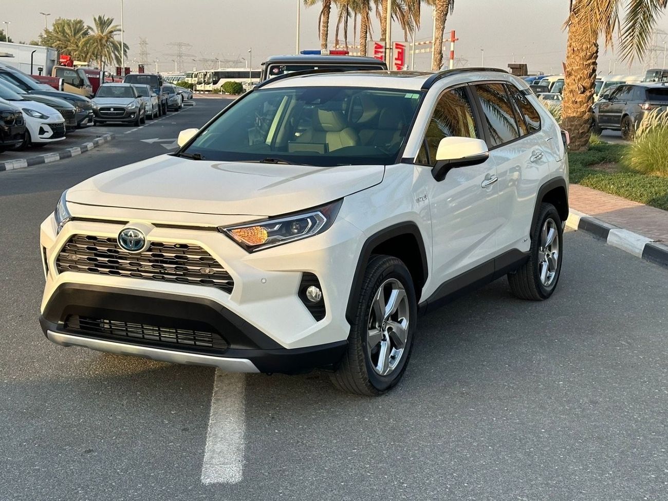 Toyota RAV4 VXR HEV 2020 RAV4 limited Hybrid 4x4