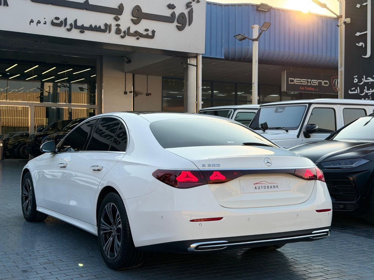 Mercedes-Benz E200 2.0L