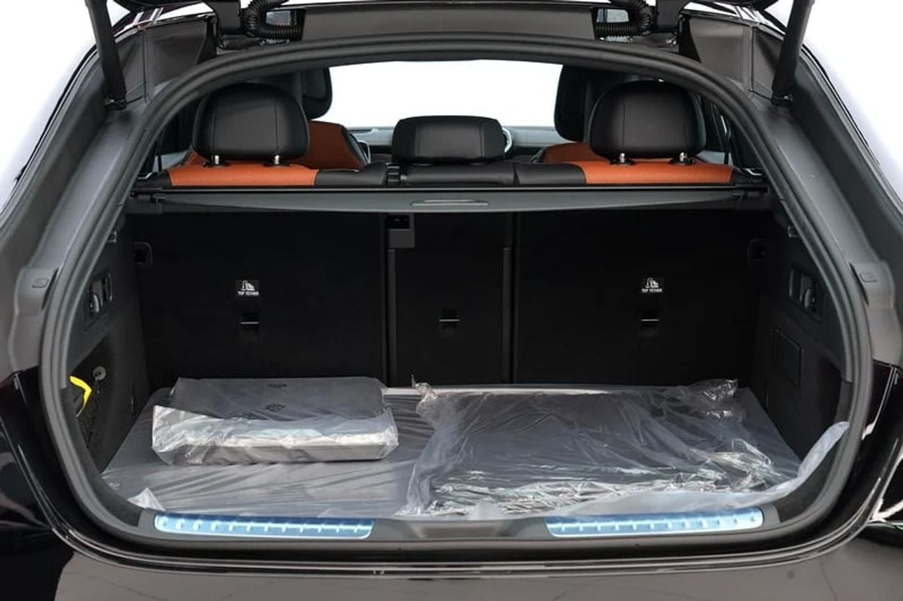 مرسيدس بنز GLC كوبيه 200 Arrival | GLC 200 Coupe | GCC km | Agency Warranty | AMG Package