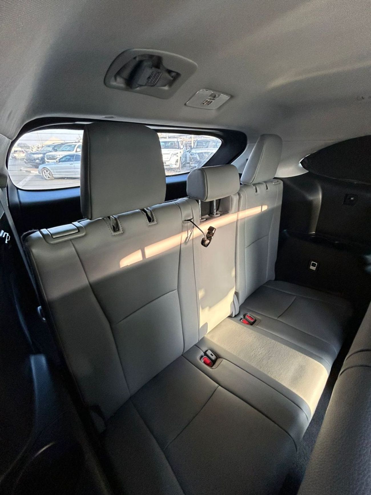 Toyota Highlander 2023 Toyota Highlander 2.4L V4 Turbo - XLE Full Option AWD 4x4 - Radar & Wireless charger -