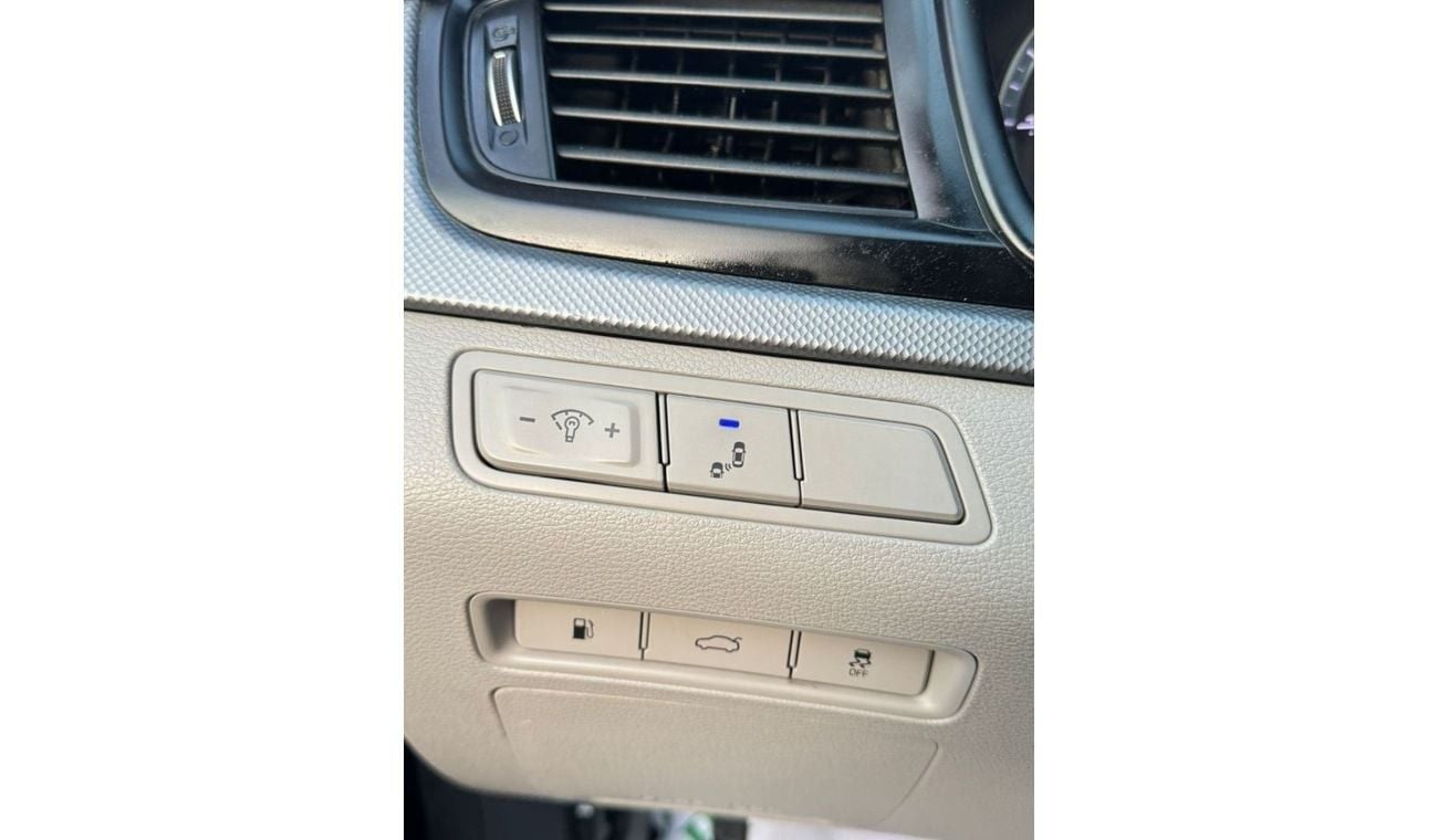 Hyundai Sonata In excellent condition and requires no expense