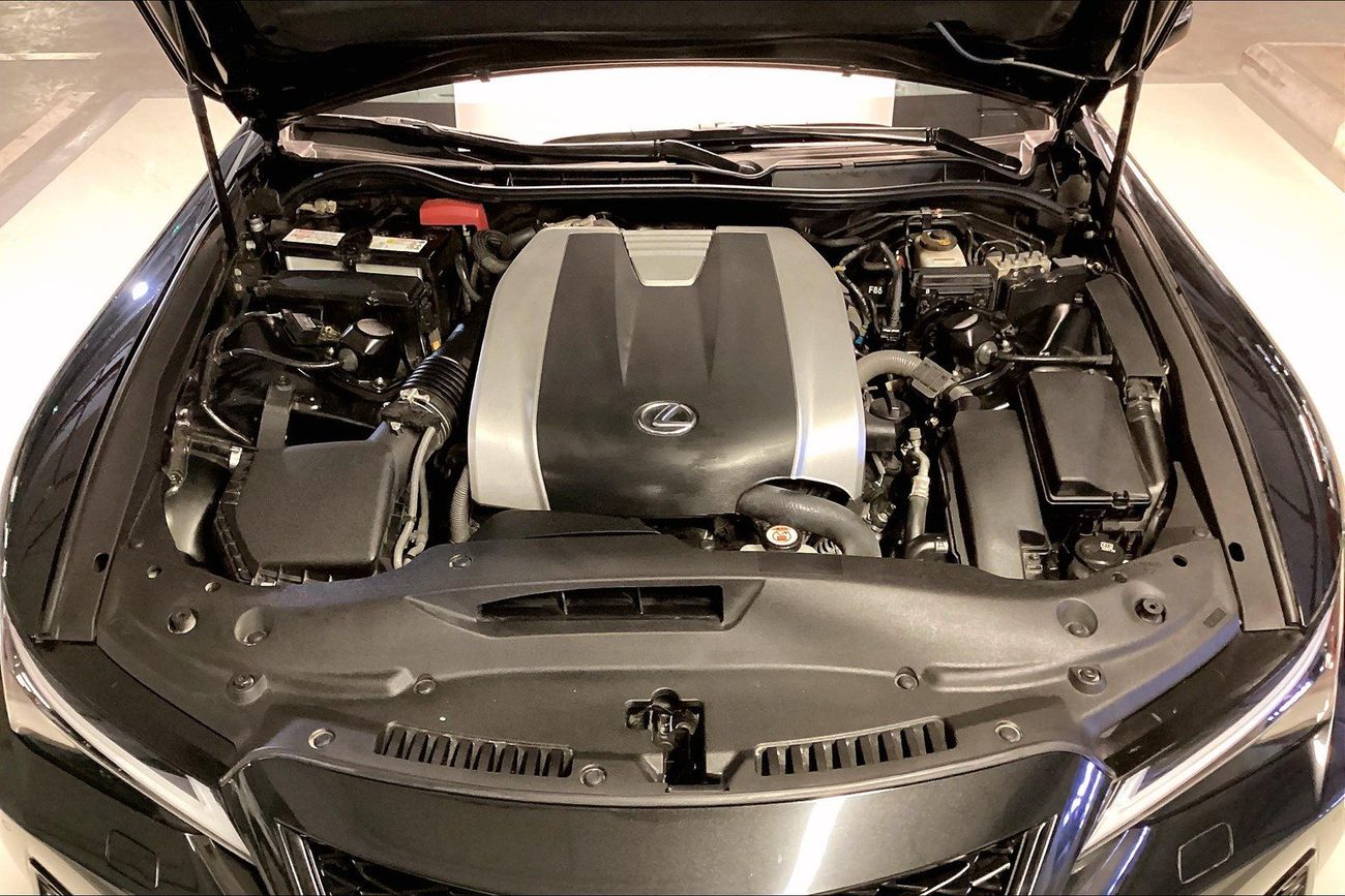 لكزس IS 350 F Sport Platinum | National Day Celebration | شامل الضمان | 0 ﺪﻔﻋﺓ ﺃﻮﻟﻯ