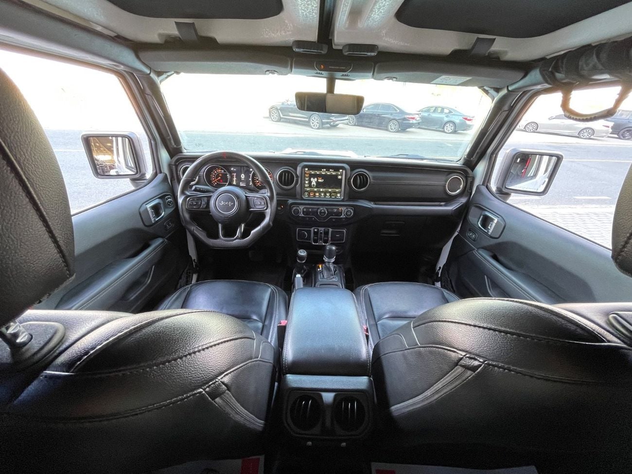 Jeep Wrangler Unlimited SAHARA