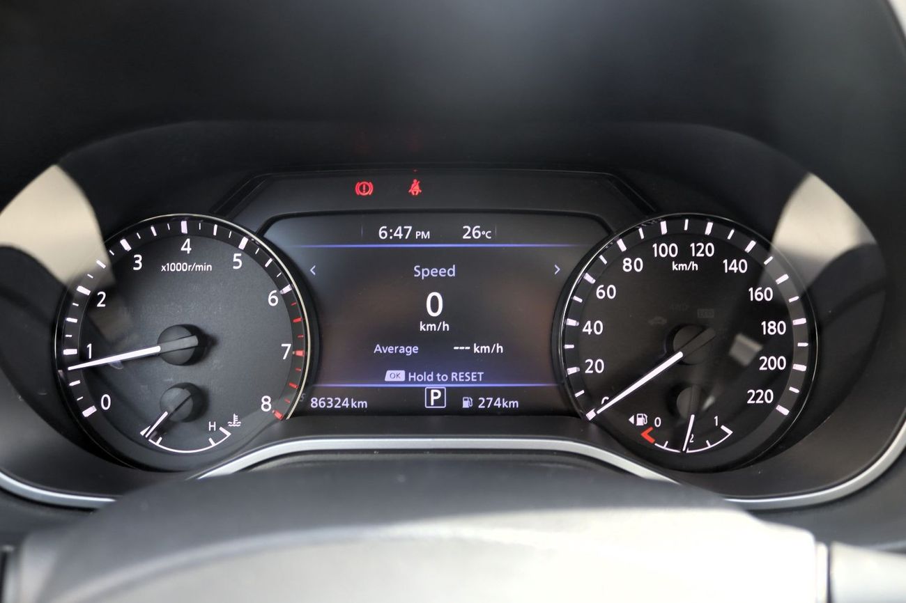 نيسان إكستيرا SE 2.5L RWD