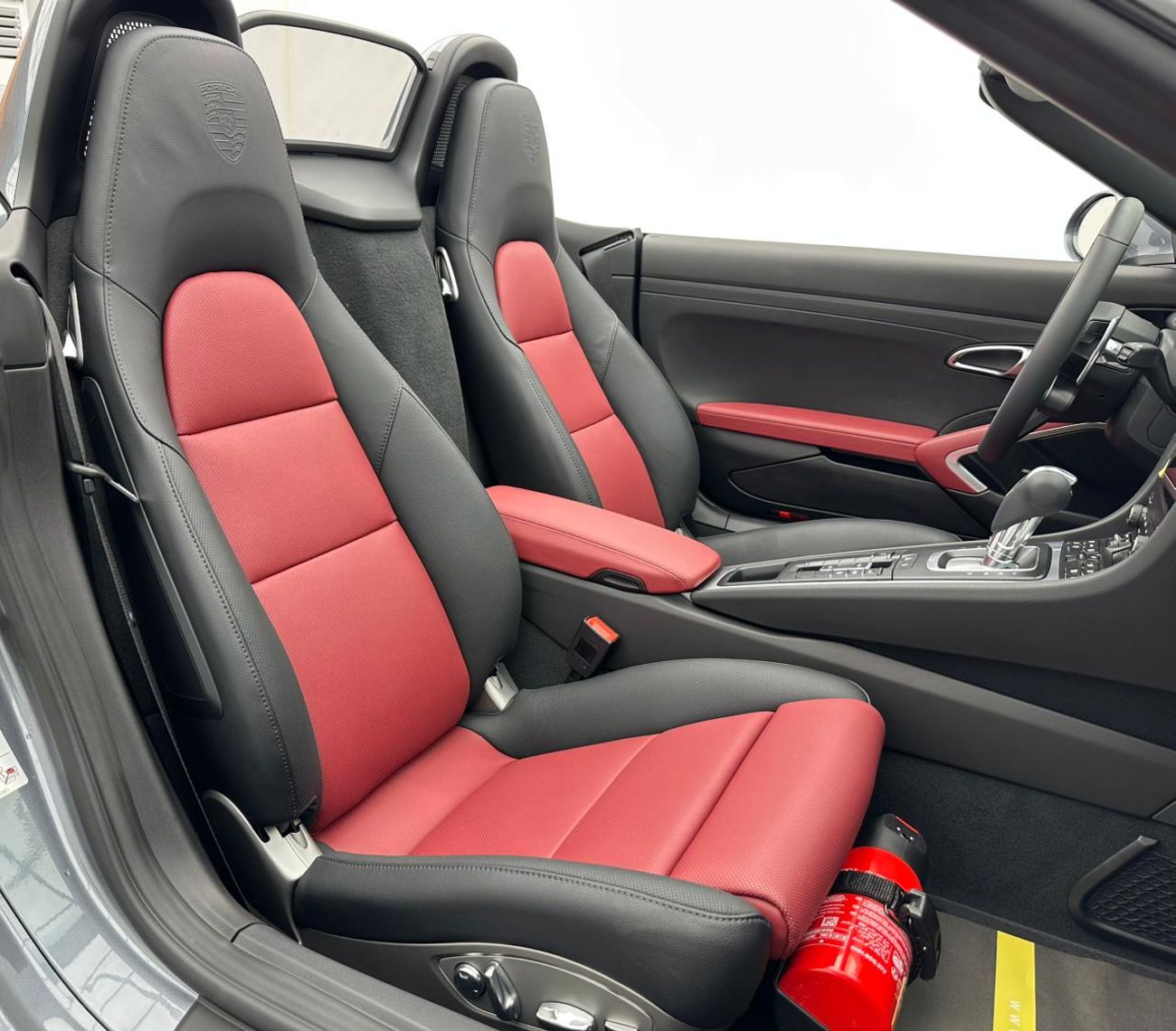 بورش بوكستر 718 2025 Porsche 718 Boxster S, 5 Years Porsche Warranty + Service Contract, Excellent Condition, GCC