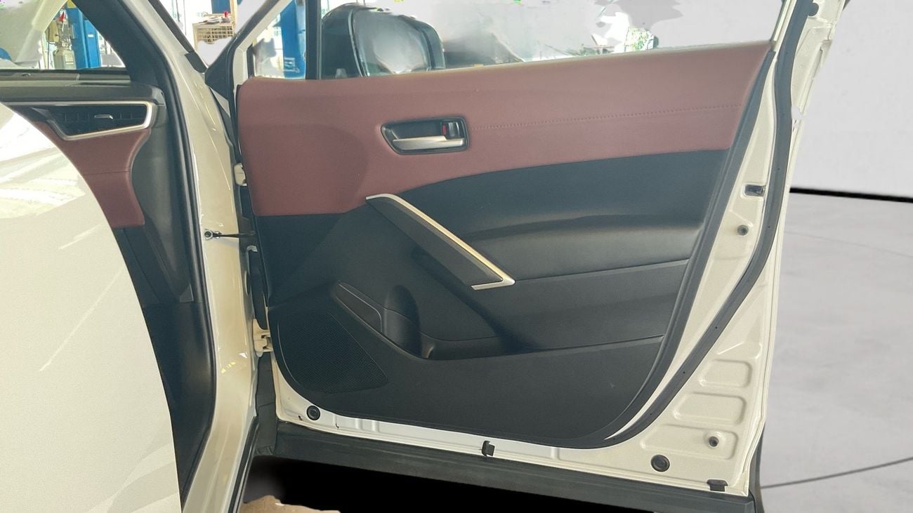 تويوتا كورولا كروس GLI | شامل الضمان | 0 ﺪﻔﻋﺓ ﺃﻮﻟﻯ