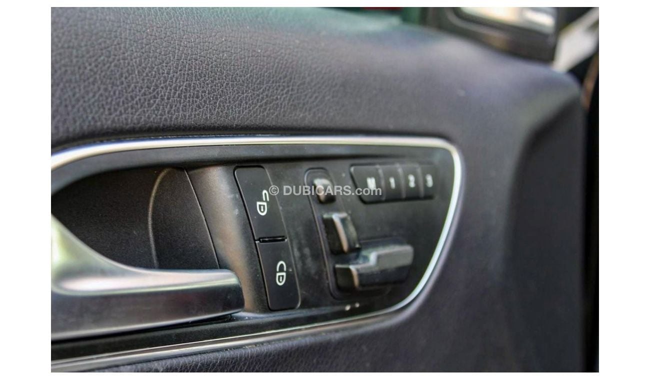 Mercedes-Benz A 45 AMG MERCEDES A45 AMG 4MATIC FULL OPTION