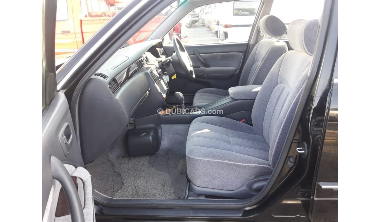 تويوتا كراون Crown RIGHT HAND DRIVE (Stock no PM 480 )