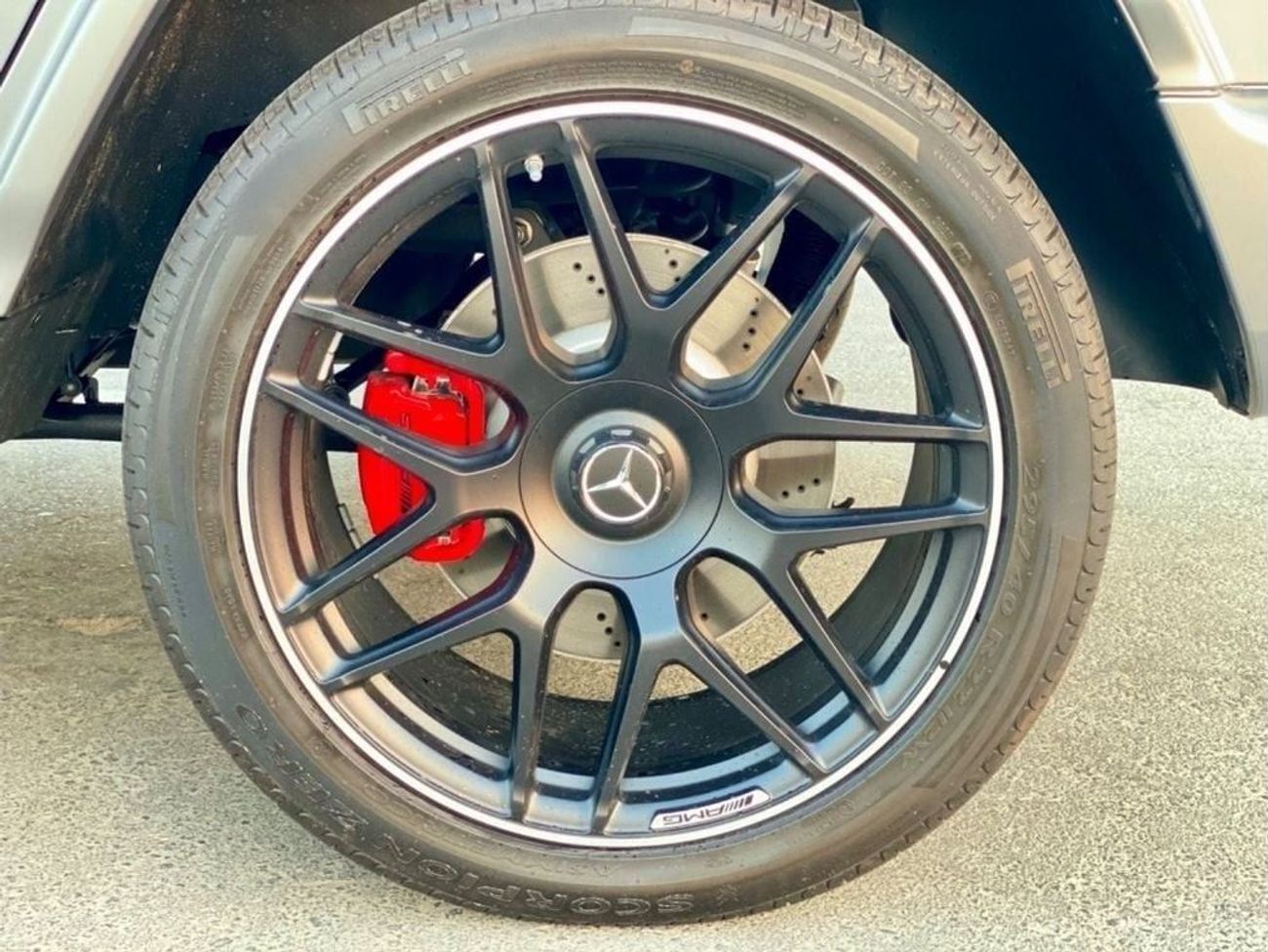 Mercedes-Benz G 63 AMG v8 BITURBO  / brand New