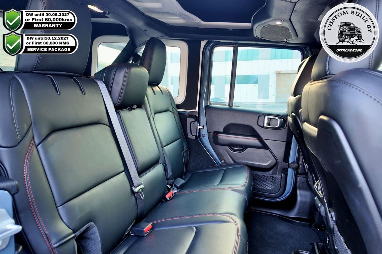 Jeep Wrangler Unlimited Rubicon 3.6L / 3 Years Dealer Warranty and 3 Years Dealer Service Package