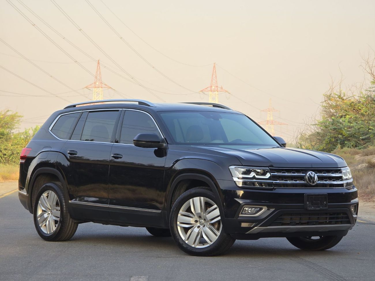 Volkswagen Teramont Highline 3.6L VOLKSWAGEN TERAMONT 2019 GCC ORGINAL PAINT // FULL OPITION // PERFECT CONDITION