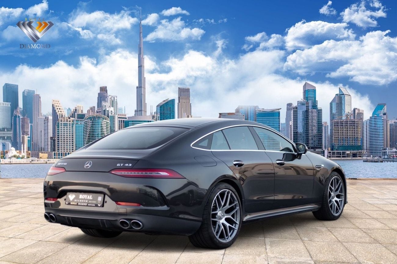 مرسيدس بنز AMG GT 43