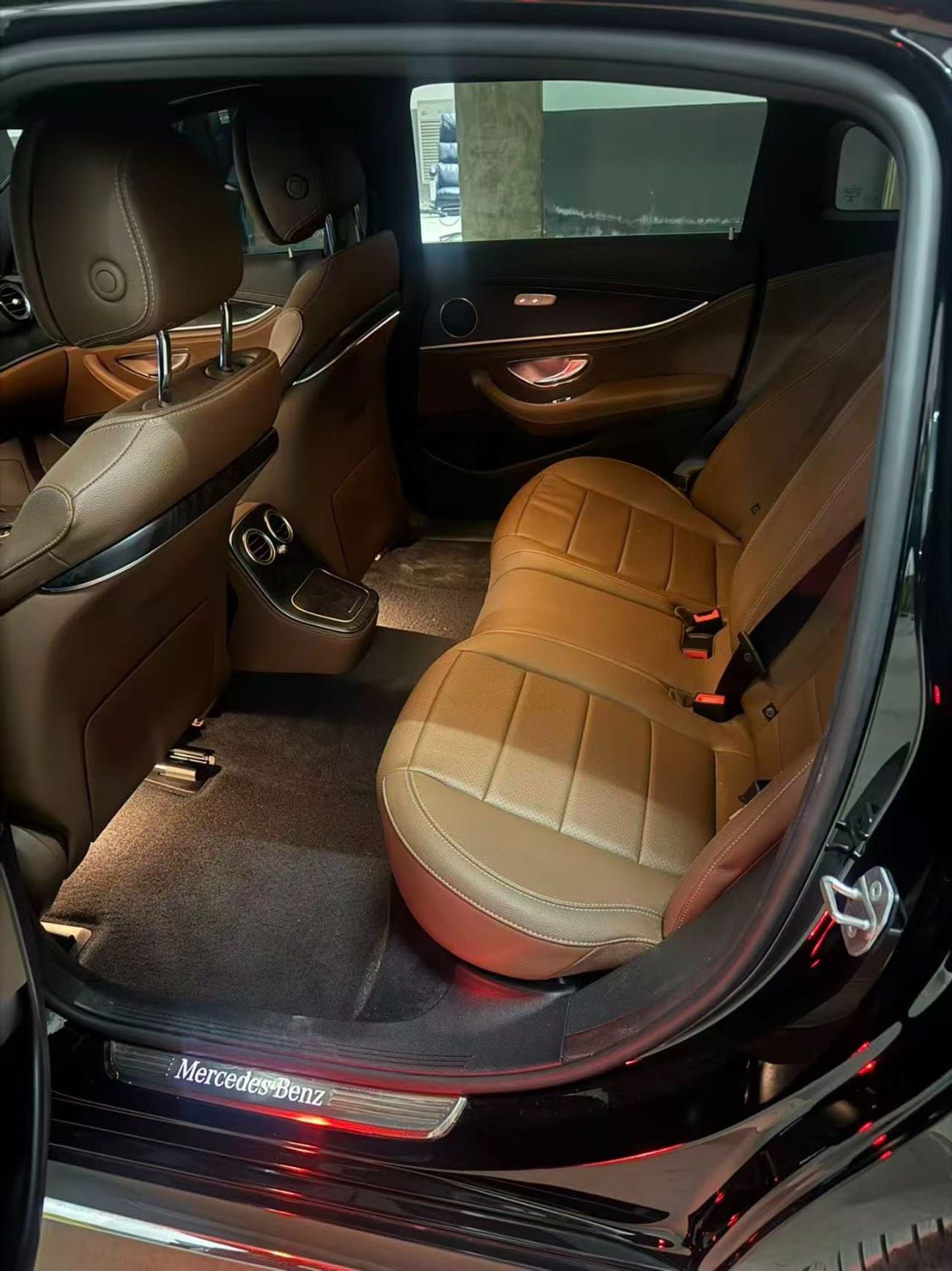 مرسيدس بنز E300 E 300 L SPORT