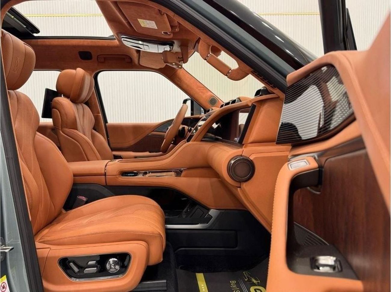 بي واي دي يوان بلس YangWang U8 E4 *Brand New* 2024 BYD YangWang U8 E4, Warranty, 1,180 HP, Fully Loaded, Delivery Kms