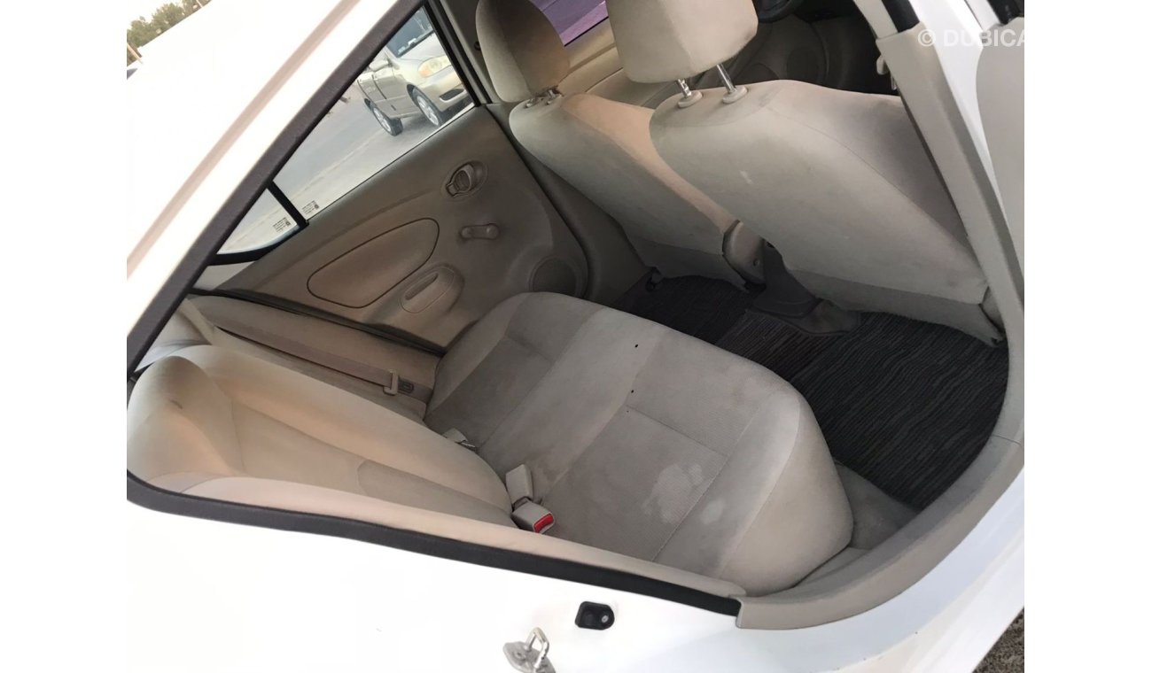 Nissan Sunny Nissan sunny 2016 g cc original pant