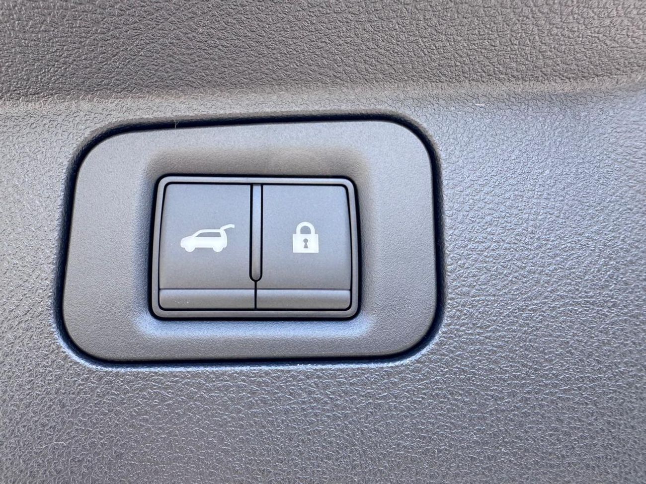 Nissan Patrol SE Platinum City 3.8L BLACK/ BURGUNDY