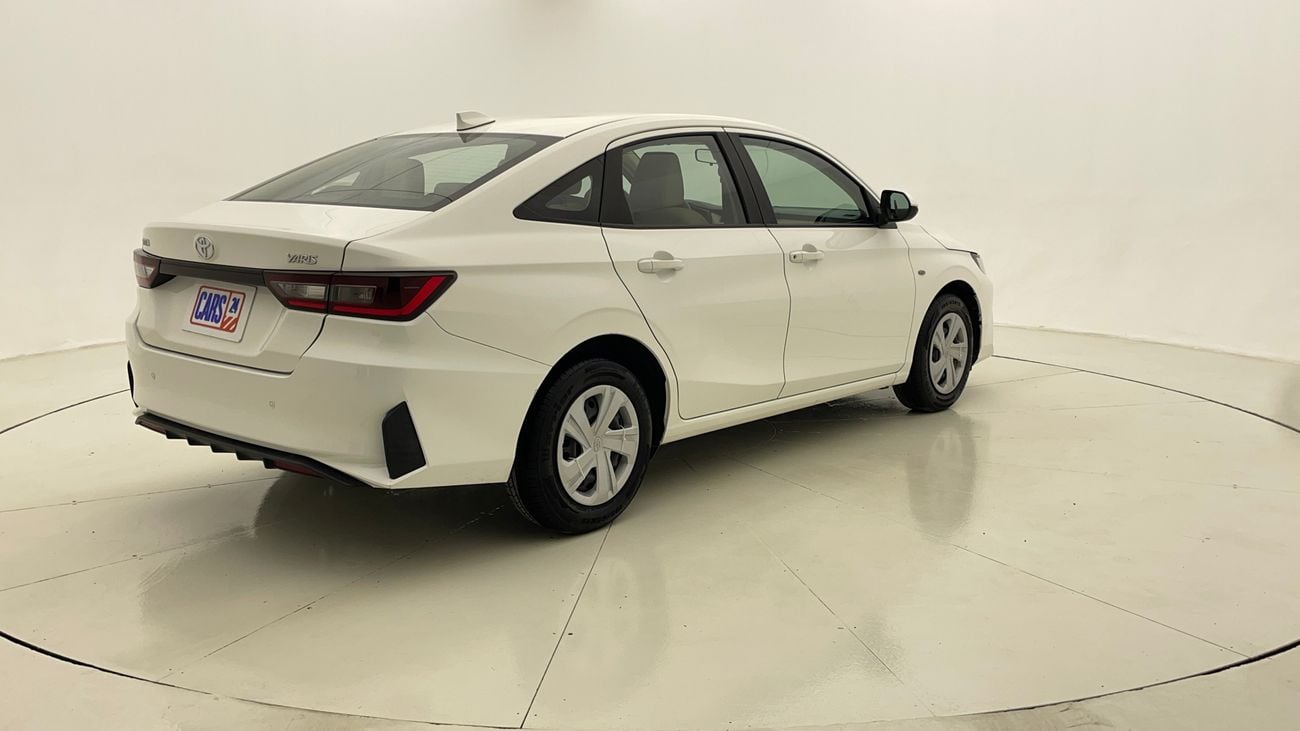 تويوتا يارس E 1.5 | بدون دفعة مقدمة | اختبار القيادة في المنزل