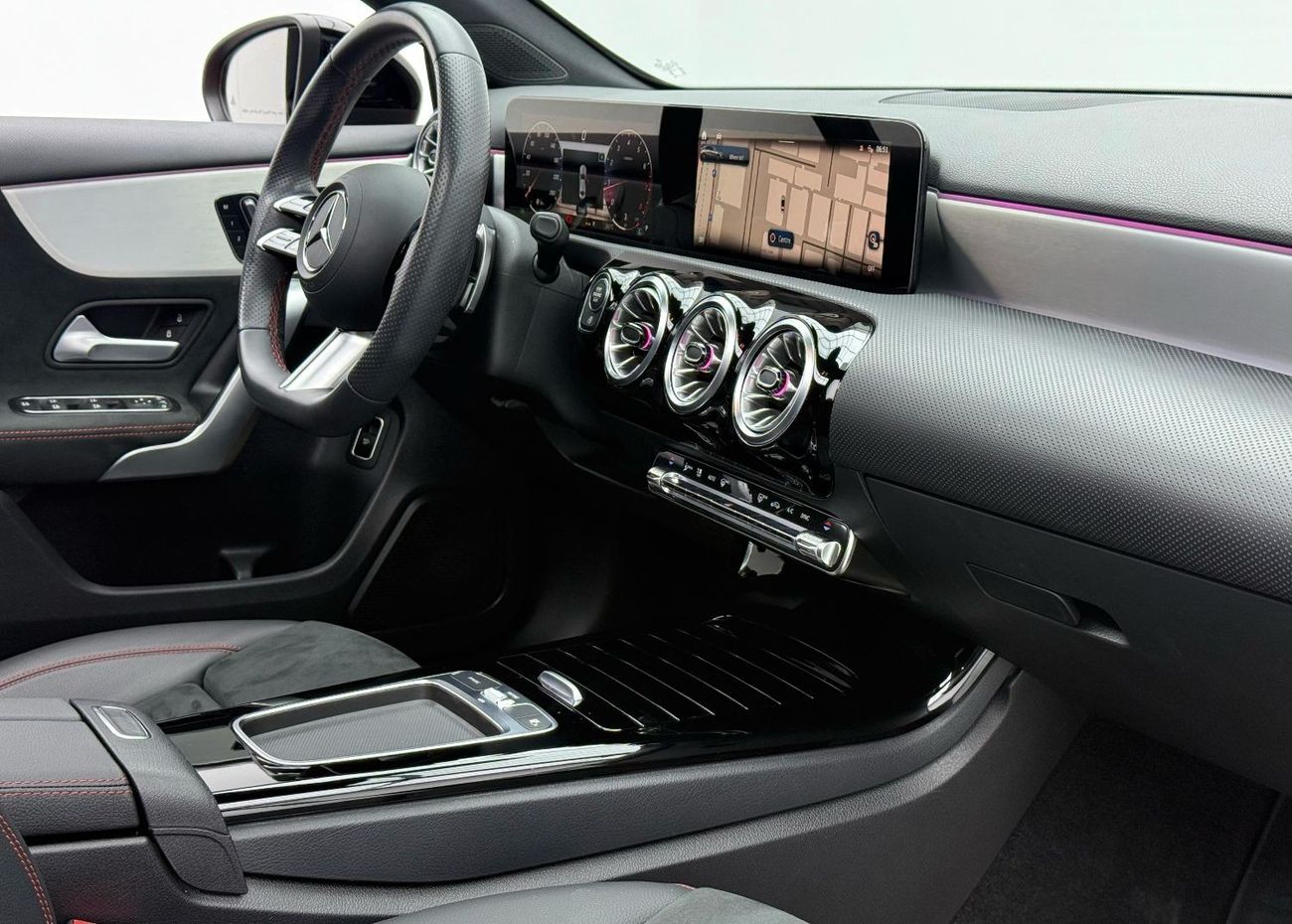 مرسيدس بنز A 200 Std 1.4L 2024 Mercedes Benz A200 AMG, 5 Years Mercedes Warranty, Full Mercedes Service History, GCC