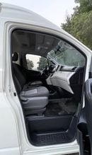 Toyota Hiace GL ACCIDENTS FREE - GCC - V6 - HIGHROOF - PERFECT CONDITION INSIDE OUT