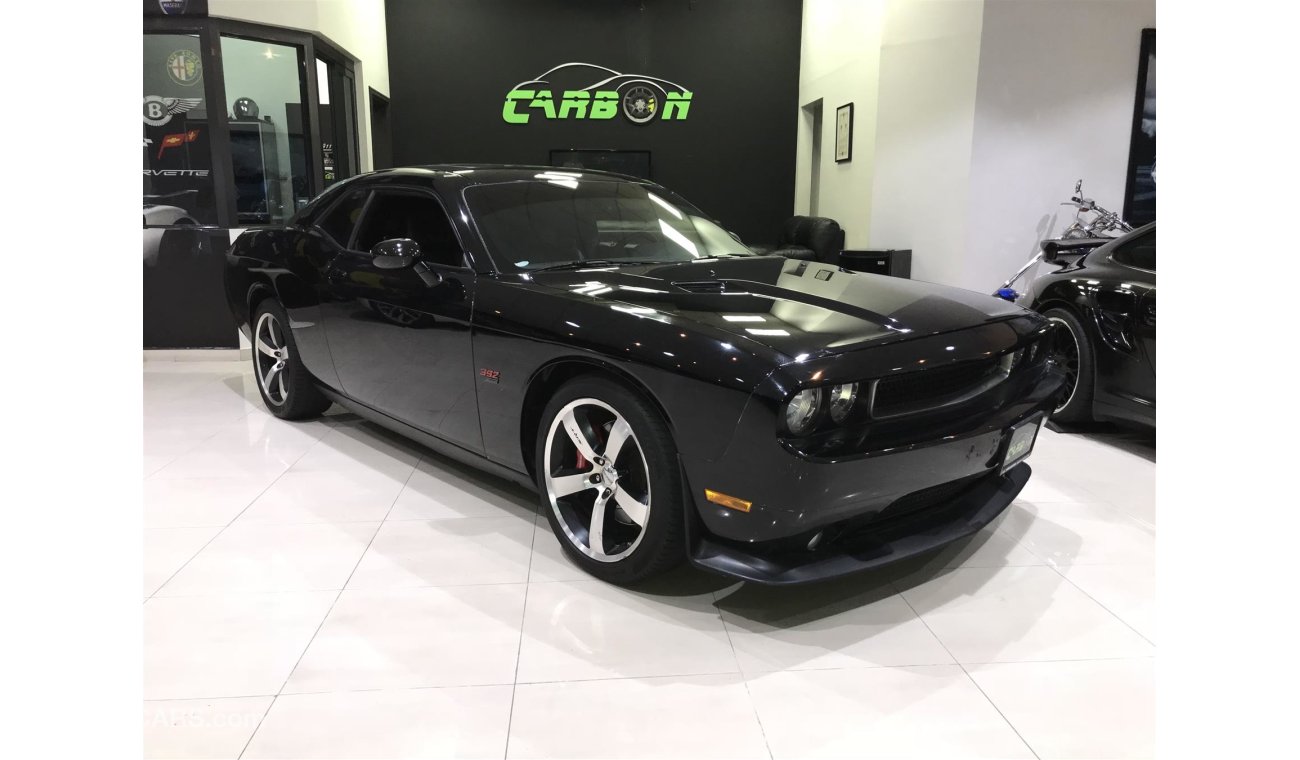 Dodge Challenger SRT 6.4L - 2013 - GCC- 55000 KMS ONLY - 1 YEAR WARRANTY