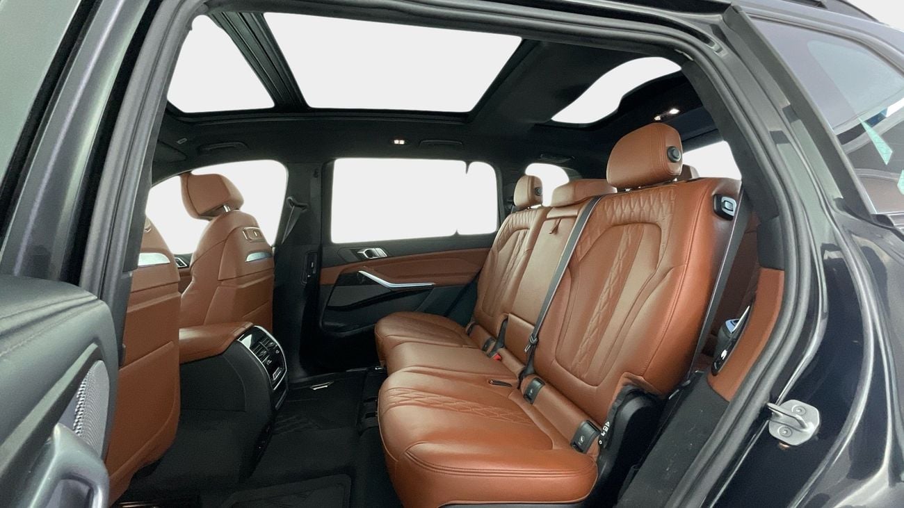 بي أم دبليو X7 40i Luxury M Sport | شامل الضمان | 0 ﺪﻔﻋﺓ ﺃﻮﻟﻯ