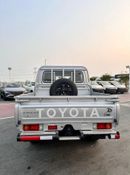 Toyota Land Cruiser Pick Up 4.0 L automatic with  dif lock