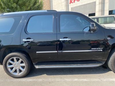 GMC Yukon DENALI