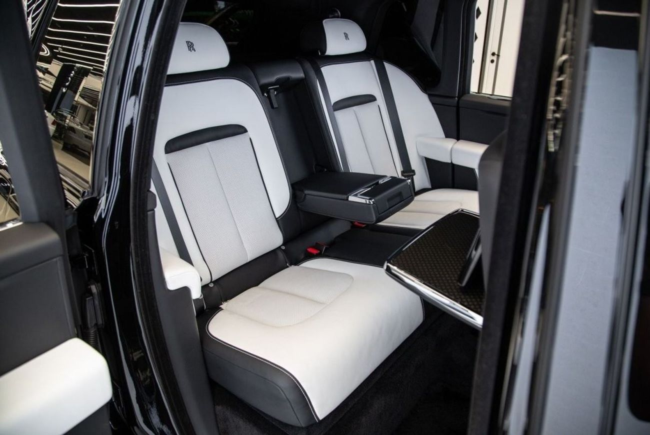 Rolls-Royce Cullinan Black Badge