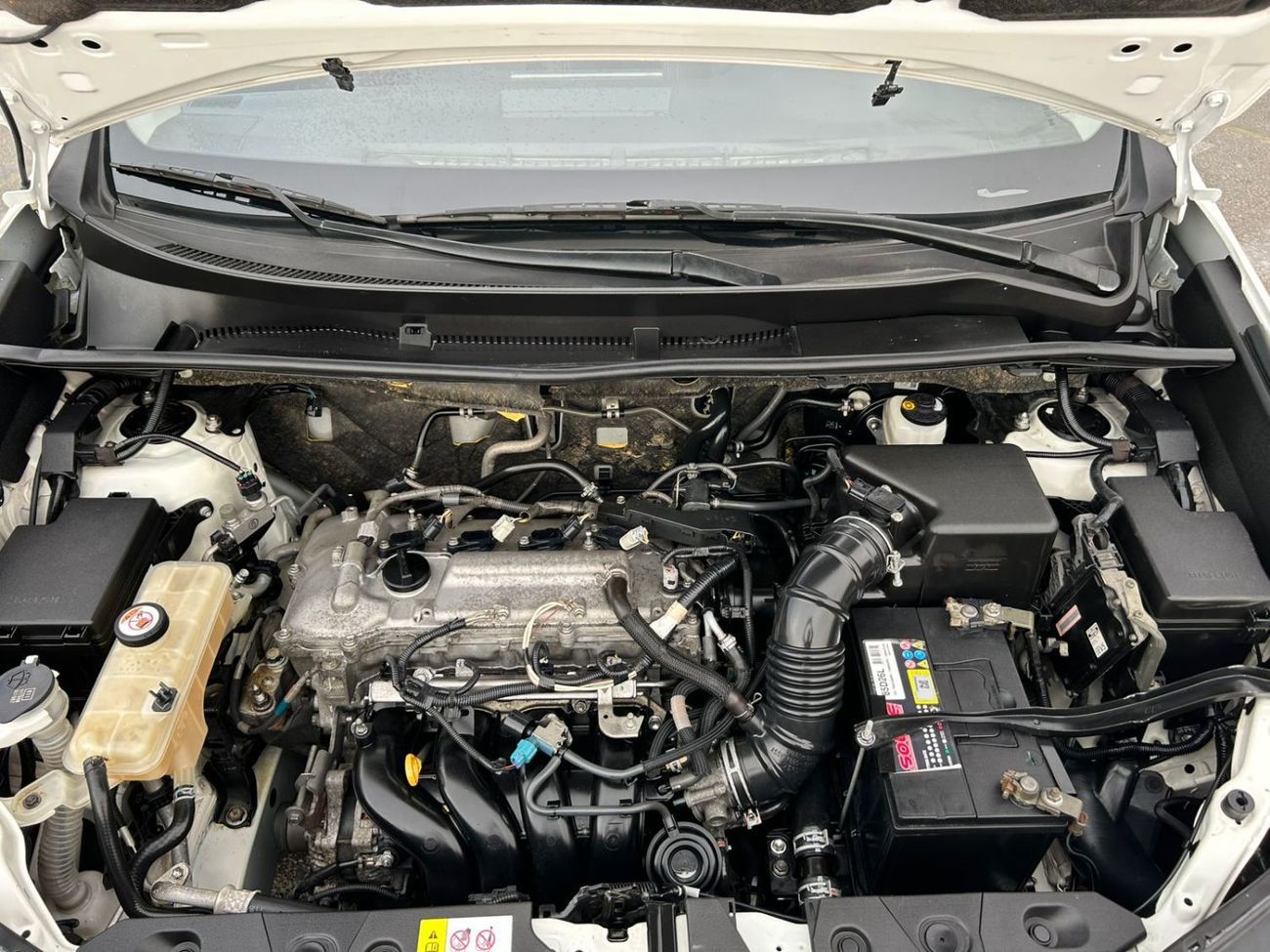 Toyota RAV4 2018 Toyota Rav4 V4 Full Option Push Start - Electrical Seats - Leather Seats - Rear View Cam -  670