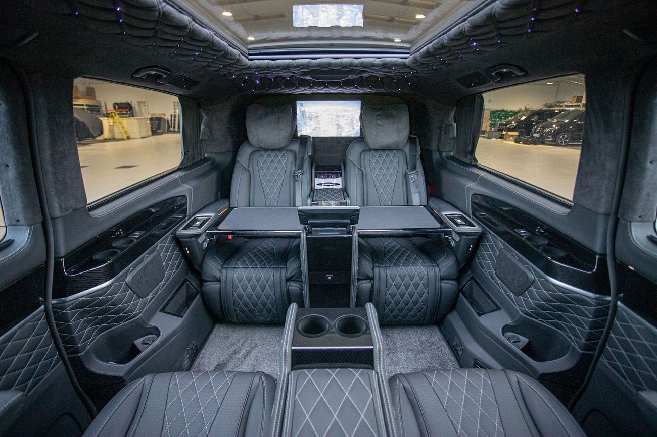 Mercedes-Benz V 300 Senzati GCC VIP Interior. Mercedes-Benz Approved Conversion