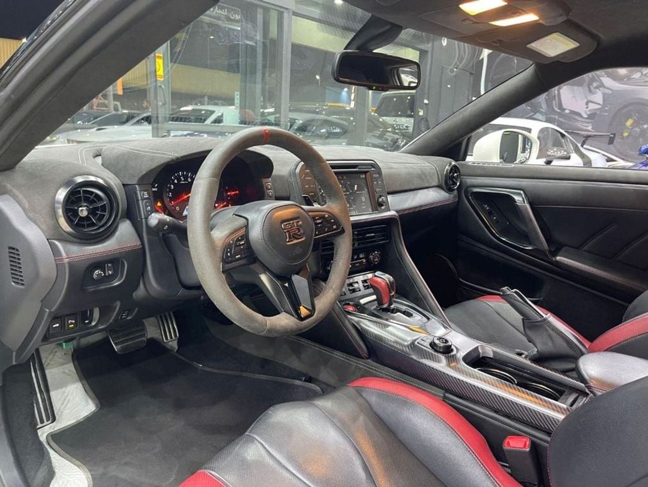 Nissan GTR Premium 3.8L (2 Seater)