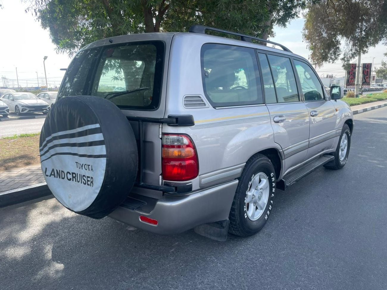 Toyota Land Cruiser VXR TOP LTH