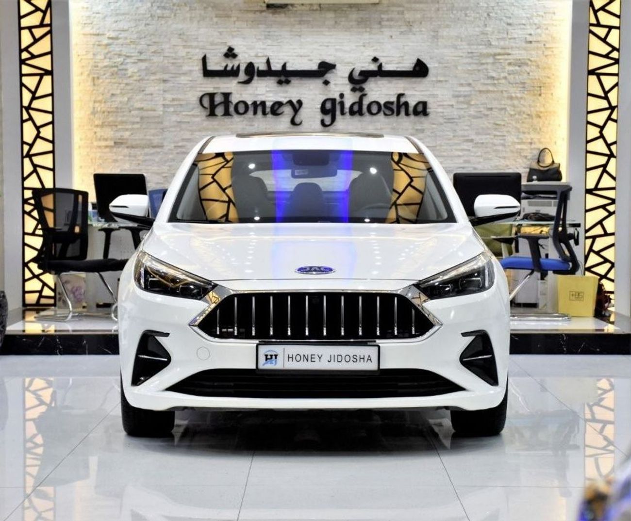 JAC J7 EXCELLENT DEAL for our JAC J7 ( 2022 Model ) in White Color GCC Specs