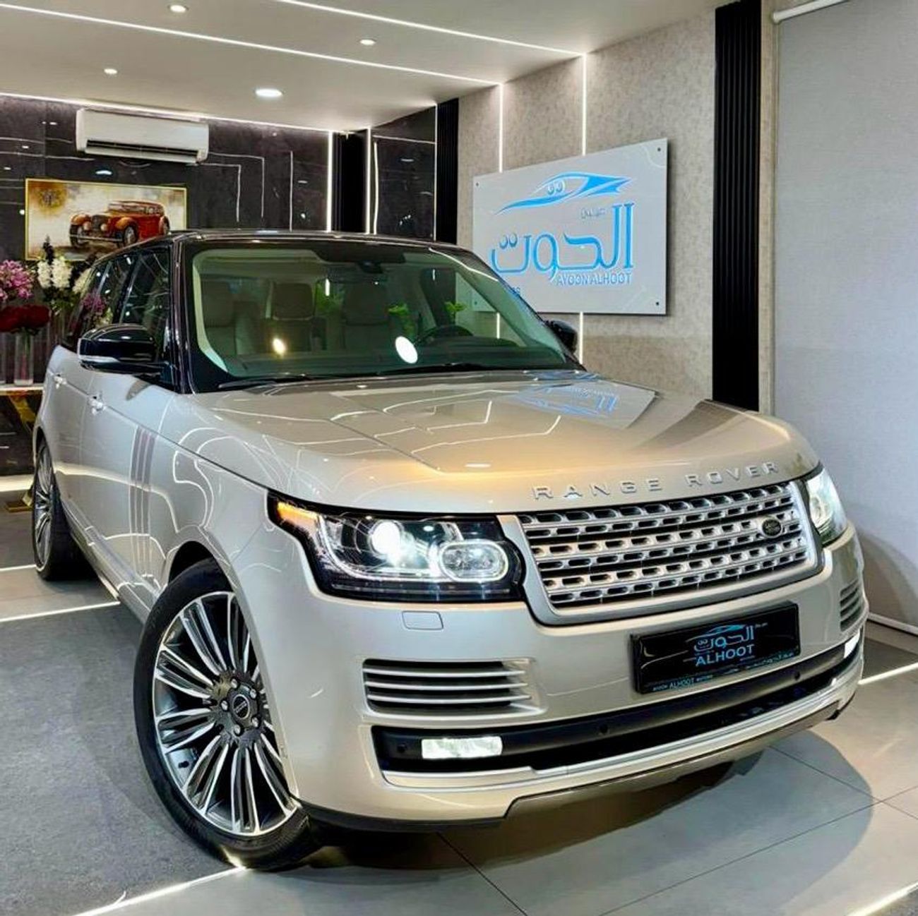 لاند روفر رينج روفر Autobiography 5.0L (510 HP) AUTOBIOGRAPHY GOLDEN RR VOGUE || GCC || SUPERCHARGED || TOP OPTIONS || F