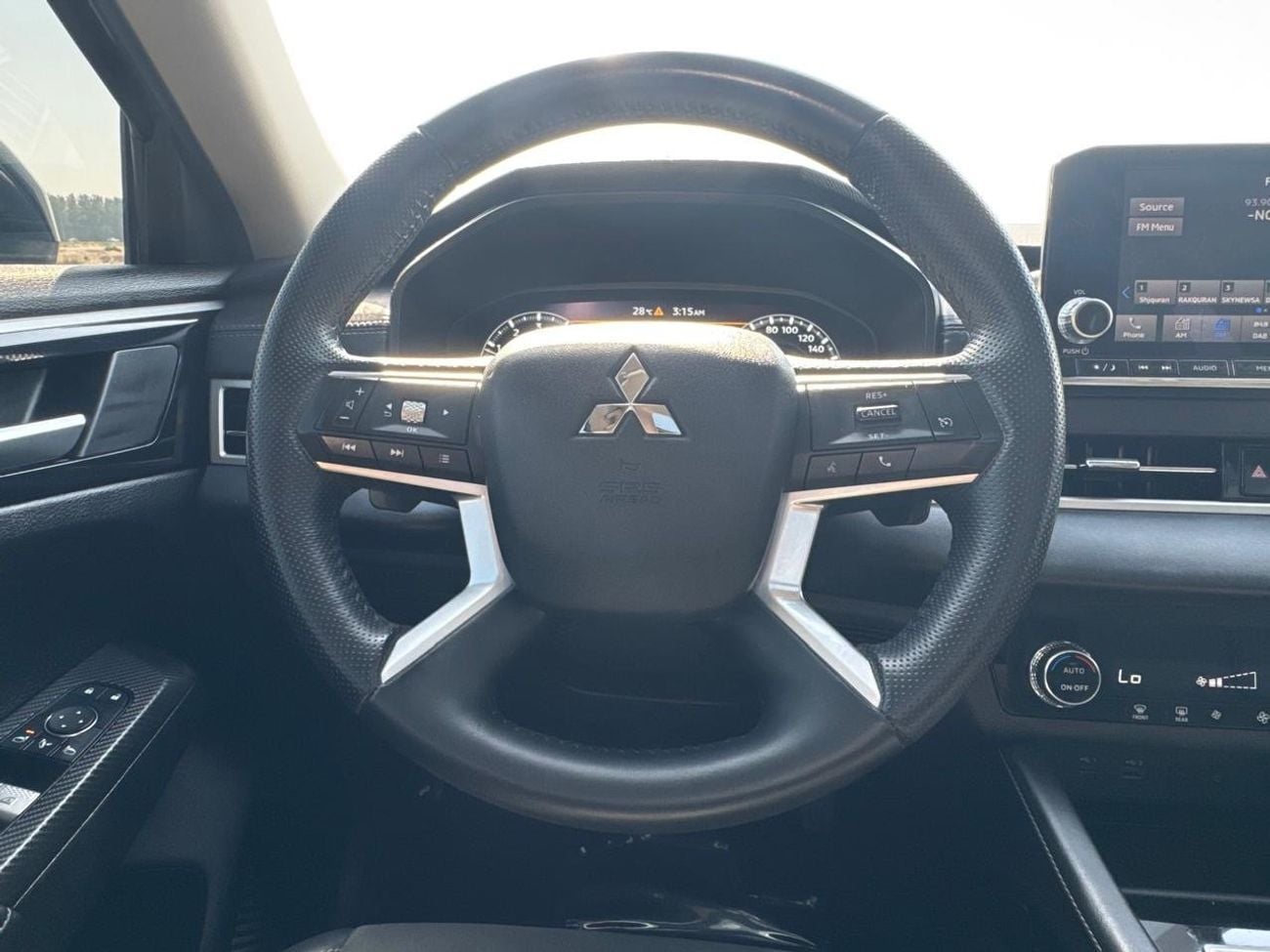 Mitsubishi Outlander Mitsubishi Outlander, 2025 GCC specs, full option