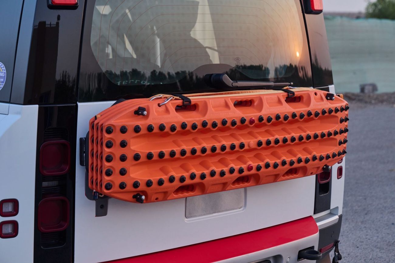 لاند روفر ديفندر Bowler