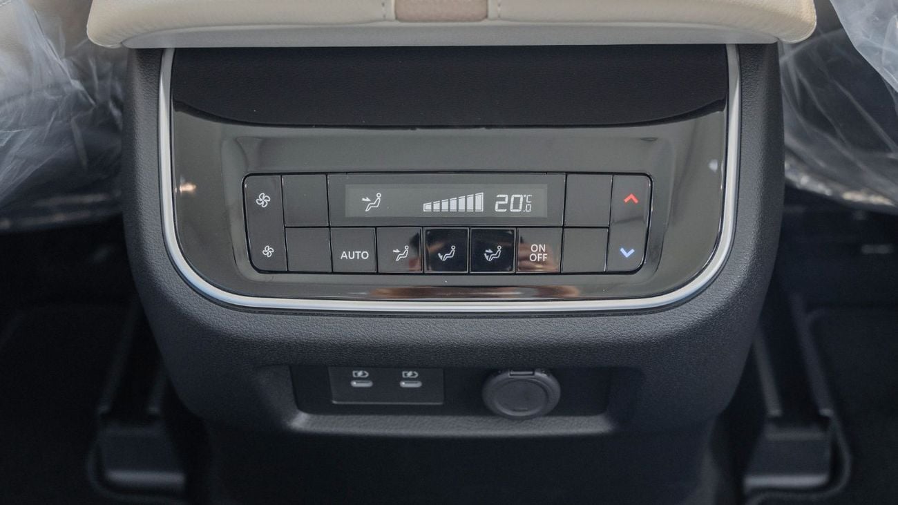 نيسان باترول 2026 Nissan Patrol SE Platinum 3.8L AT Petrol (White-Beige)