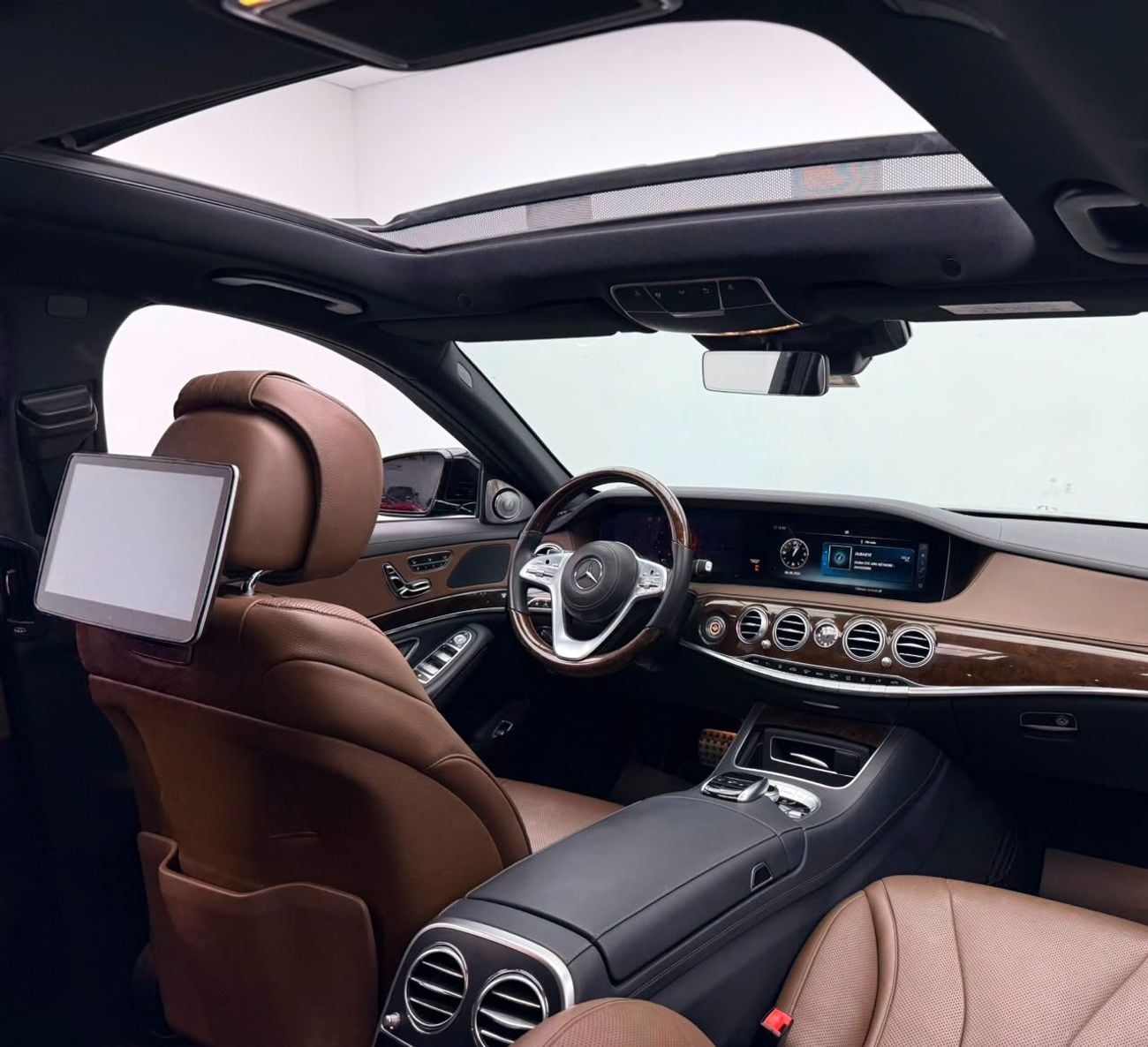 Mercedes Benz S450 AMG 2018 Mercedes Benz S450 AMG, Service History, Fully Loaded, Excellent Condition, GCC